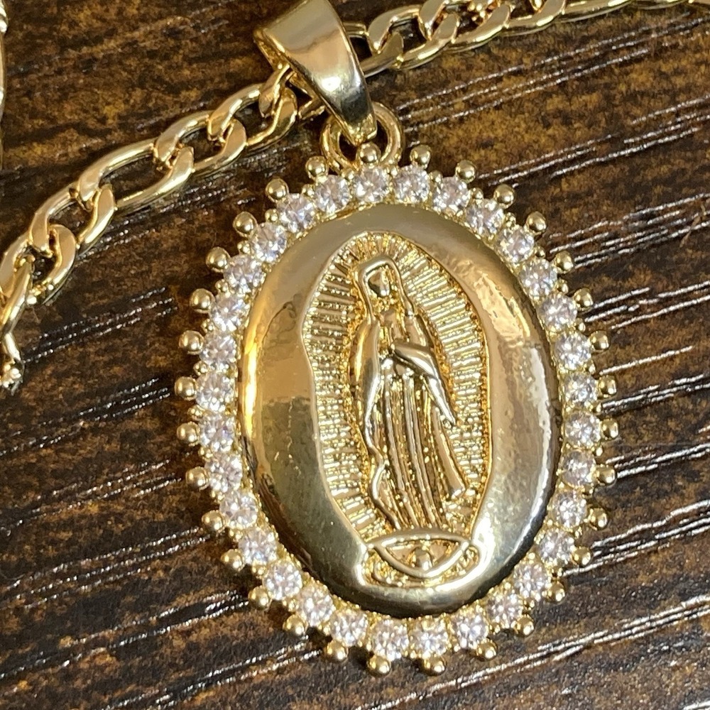 GoldTone Virgen de Guadalupe Virgin Mary Medal Necklace Rhinestone Halo Catholic